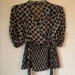 New condition gorgeous satin stretch belted blouse